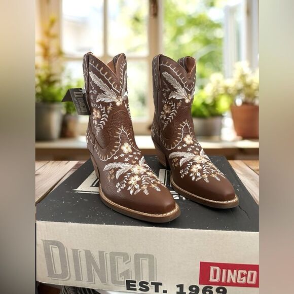DINGO Leather Floral Embroidered Cowgirl boots Size 8 - Picture 5 of 16